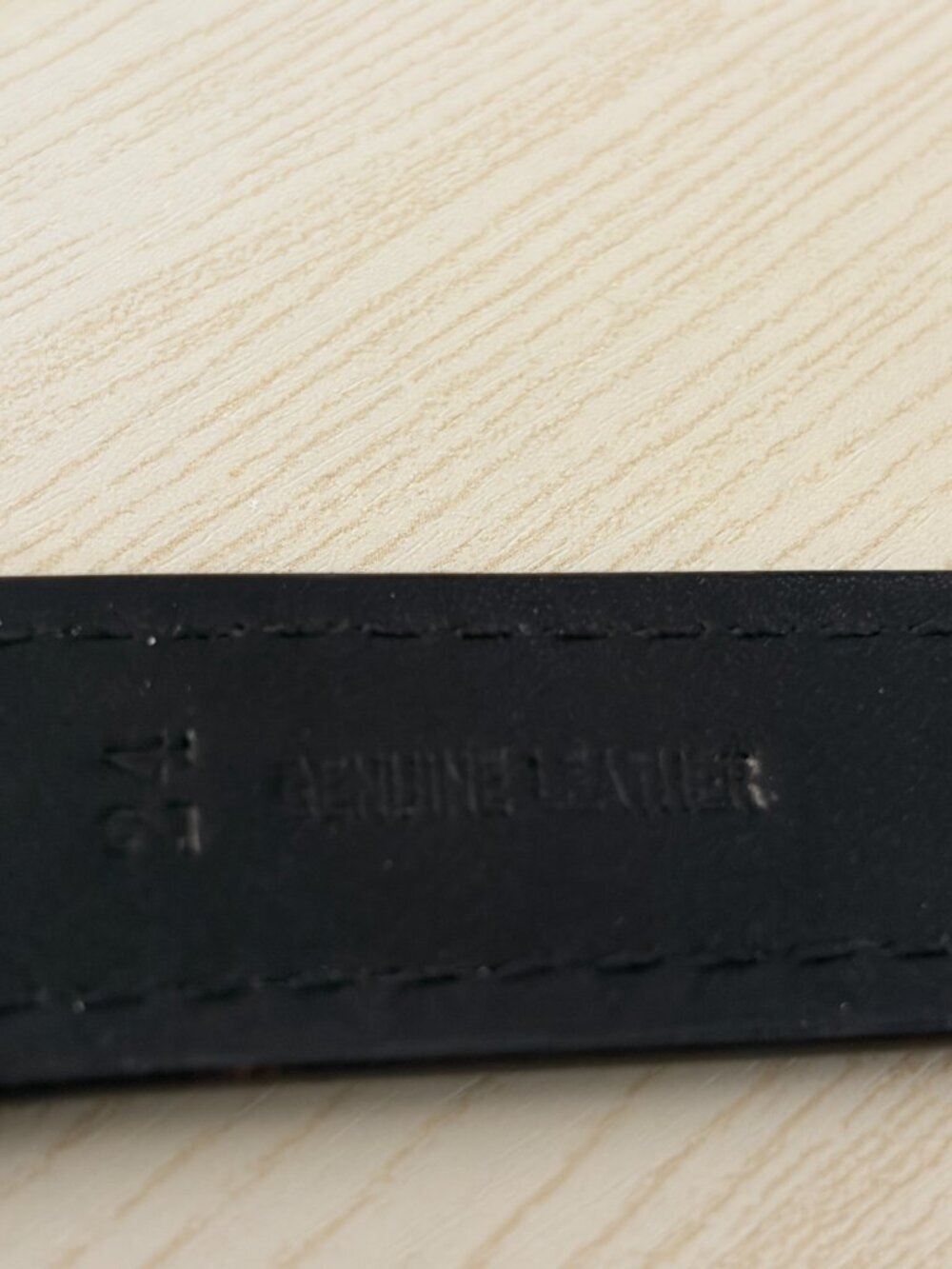 Genuine Leather Apple Watch Band 24 Brown Distressed Strap Black Hardware - Picture 5 of 8